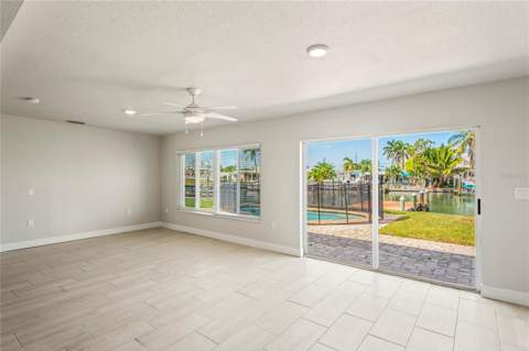516 Crystal Drive, Madeira Beach FL - photo 6 of 22