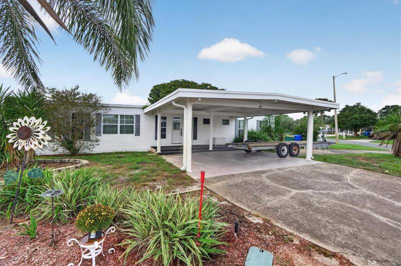 2 bedroom Manufactured Home at 953 Todd Way, Tavares Imperial Mobile Terrace Add, Tavares — photo 2