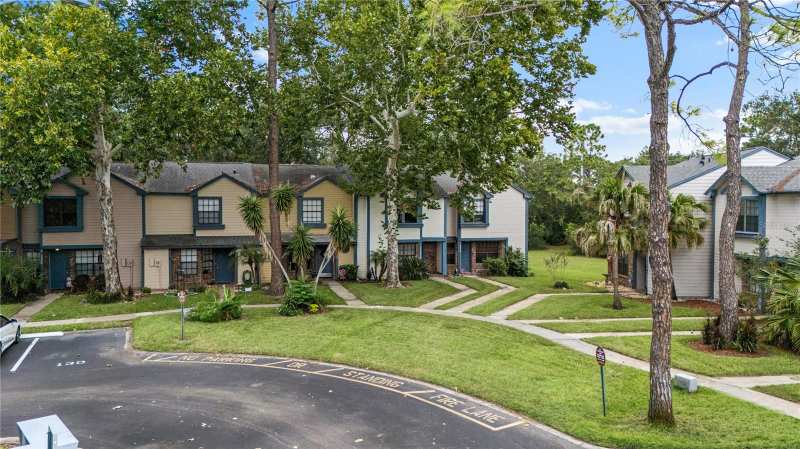 3 bedroom Townhouse at 2820 Revere Court, Summerhill Ph 2, Casselberry — photo 1