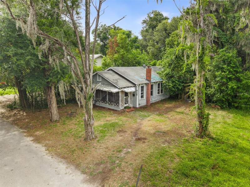 2 bedroom Single Family Residence at 512 NW 9th Avenue, J B Bailey Estate (Jenkins S/D), Gainesville — photo 3