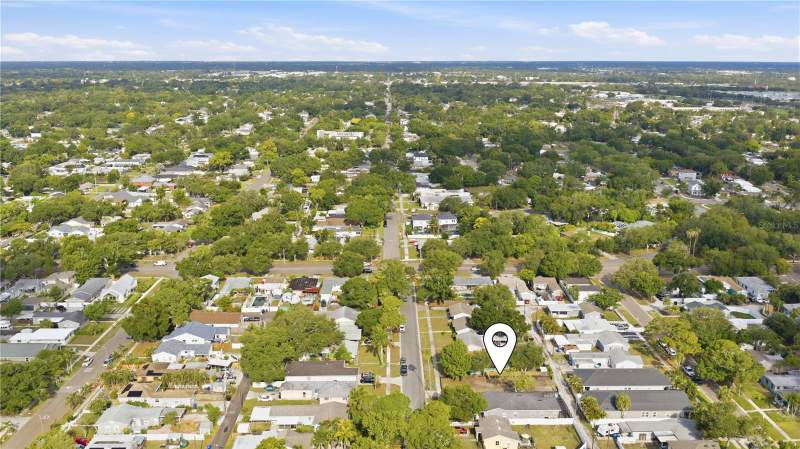 5 bedroom Single Family Residence at 845 50TH AVENUE, NORTHEAST PARK, ST PETERSBURG — photo 3