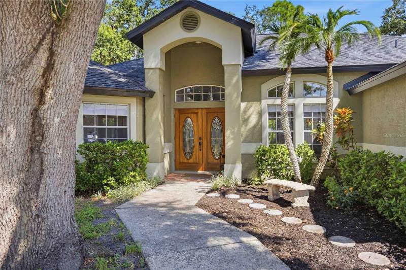 3 bedroom Single Family Residence at 5595 Bent Oak Drive, Colonial Oaks, Sarasota — photo 2