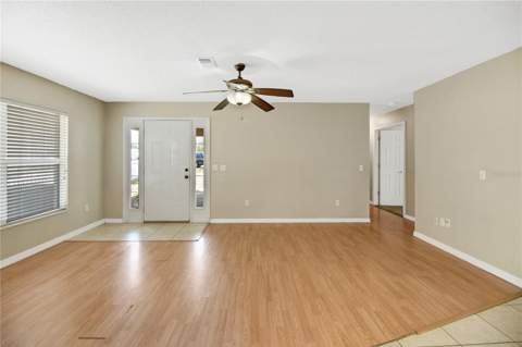 305 W Fountain Street, Fruitland Park FL - photo 17 of 38