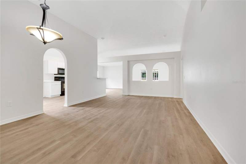 3 bedroom Single Family Residence at 6203 Venezia Place, Villages Of Lake St Charles, Riverview — photo 4
