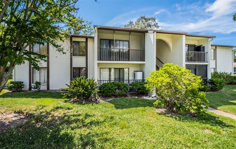 2 bedroom Condominium at 2522 Pine Ridge Way #A2, Pine Ridge At Palm Harbor, Palm Harbor — photo 2