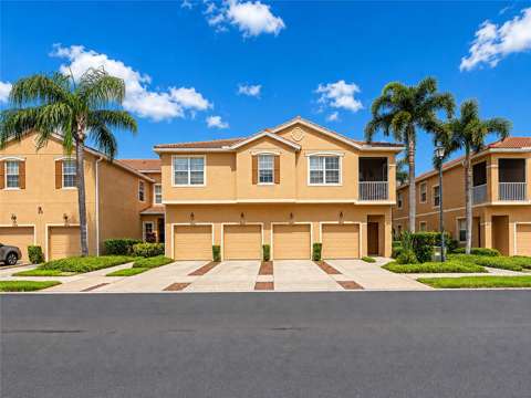 3426 Parkridge Circle #34-105, home for sale in Sarasota 34243