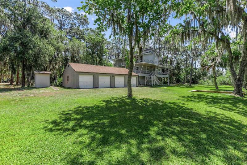 4 bedroom Single Family Residence at 7373 Circle Drive, Big Pine Island Sub, Lady Lake — photo 4