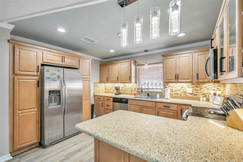3 bedroom Single Family Residence at 717 Carolina Avenue, Orange Heights, Tarpon Springs — photo 3