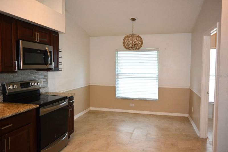 4 bedroom Single Family Residence at 14648 Corkwood Drive, Westwood Lakes Ph 2A Un 1, Tampa — photo 4
