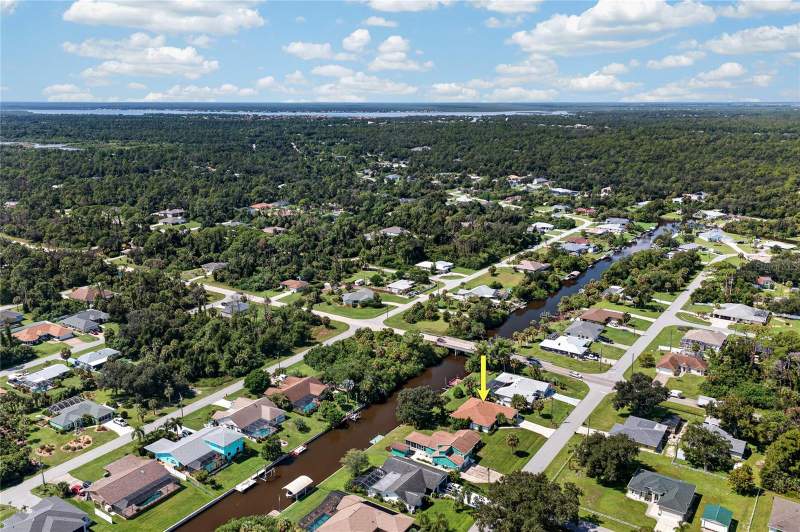 3 bedroom Single Family Residence at 730 Lomond Drive, Port Charlotte Sec 032, Port Charlotte — photo 2