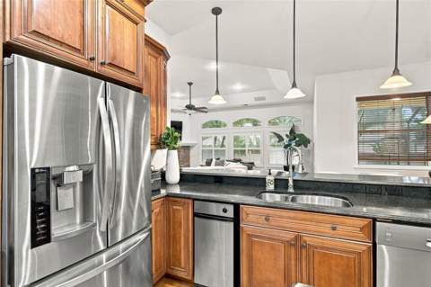 816 Citrus Wood Lane, Valrico FL - photo 22 of 94