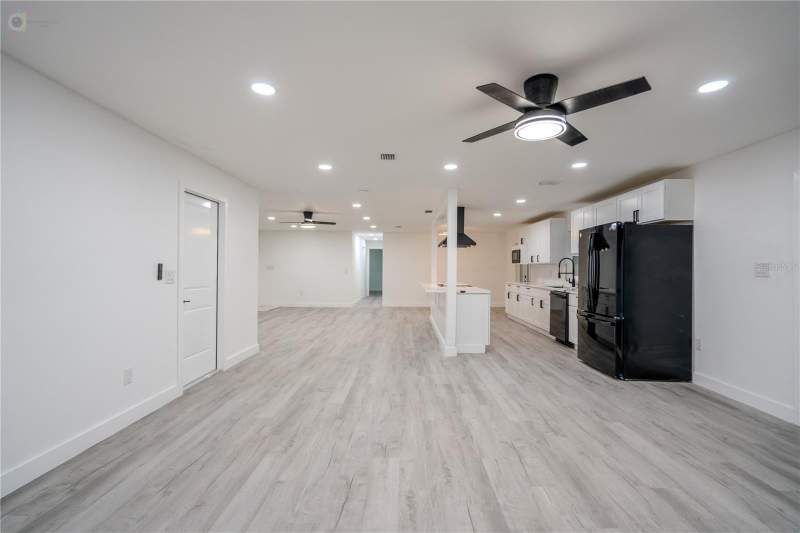 3 bedroom Single Family Residence at 611 Rooks Road, Shangri La II, Seffner — photo 4