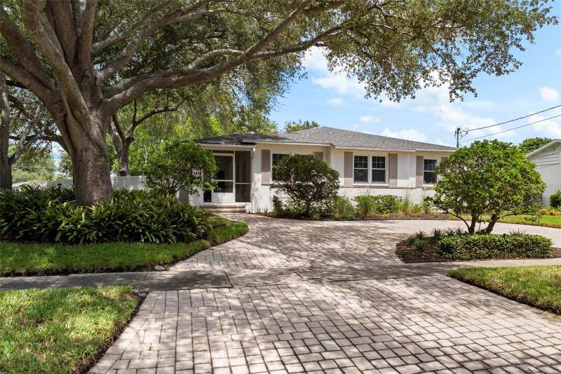 3 bedroom Single Family Residence at 3823 W Tacon Street, Virginia Park, Tampa — photo 1