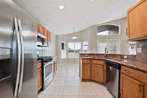 15833 Bay Vista Drive, Clermont FL - photo 13 of 33