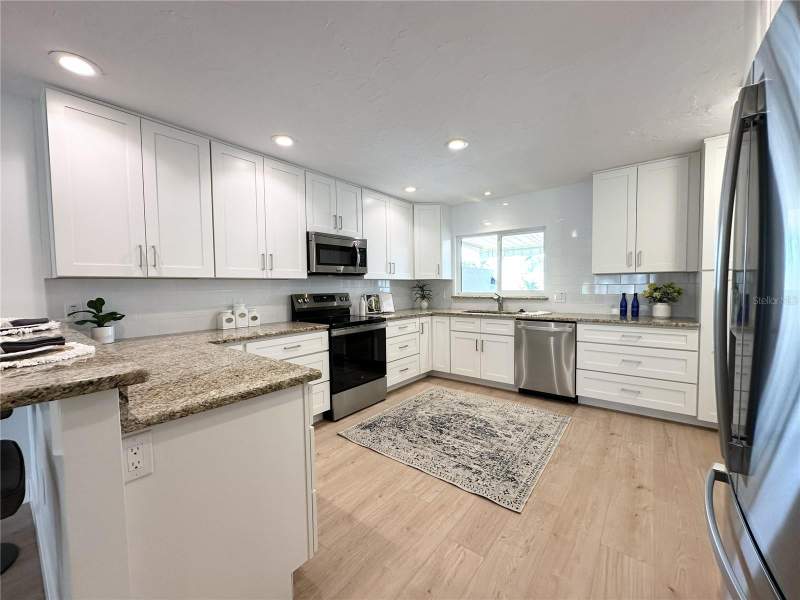 2 bedroom Villa at 403 Boca Ciega Point Boulevard, Boca Ciega Point East, St Petersburg — photo 5