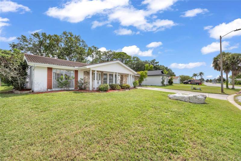2 bedroom Single Family Residence at 4618 Corner Court, Flor A Mar, New Port Richey — photo 2
