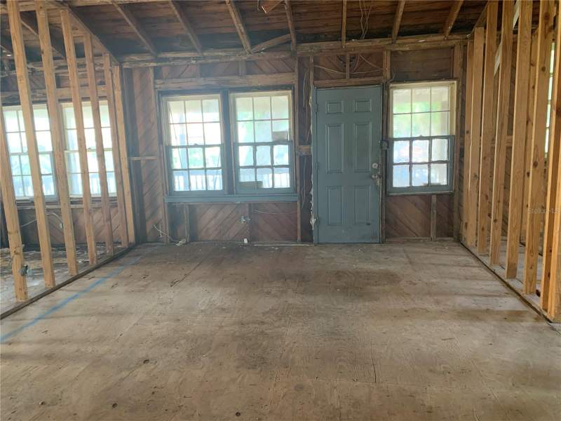 2 bedroom Single Family Residence at 3010 E Curtis Street, Hamners W E George Washington, Tampa — photo 2