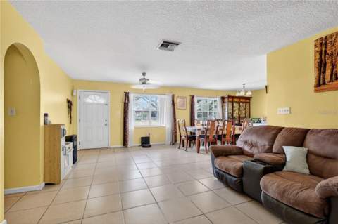 1400 N Simpson Street, Mount Dora FL - photo 8 of 25