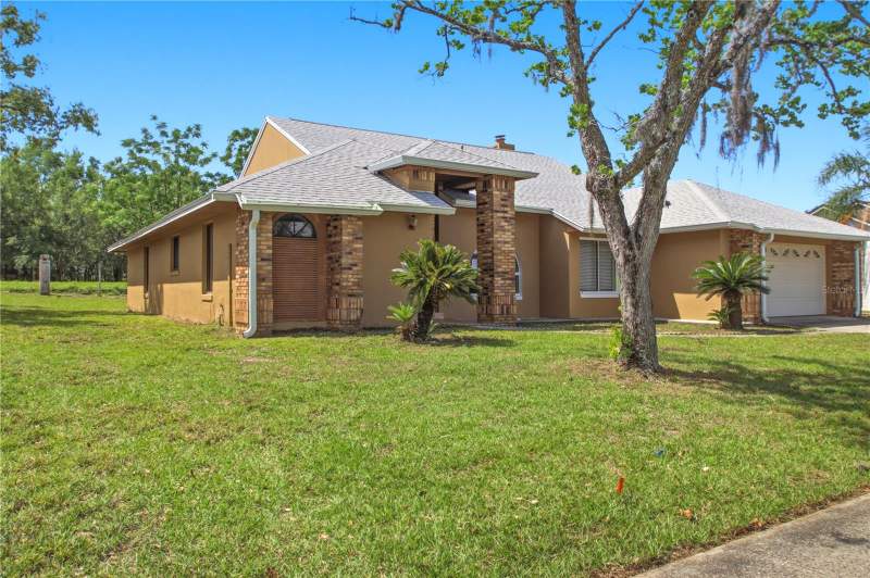 4 bedroom Single Family Residence at 4649 CREEKVIEW LANE, BEAR CREEK, OVIEDO — photo 3