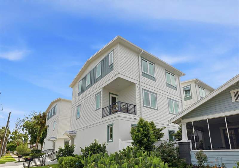 Albany Walk Townhomes