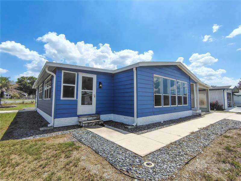 2 bedroom Manufactured Home at 702 Turnberry Lane, Lady Lake Orange Blossom Gardens Unit 10, Lady Lake — photo 2