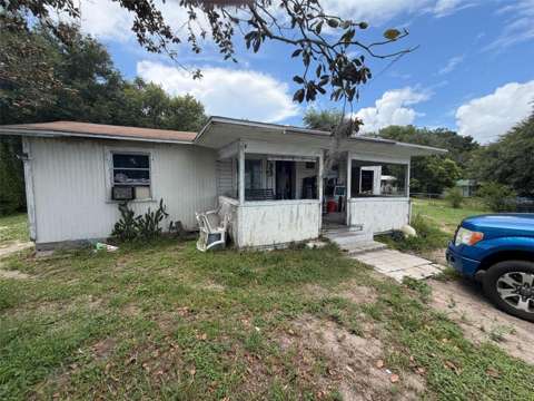 1724 S Us 301, home for sale in Sumterville 33585