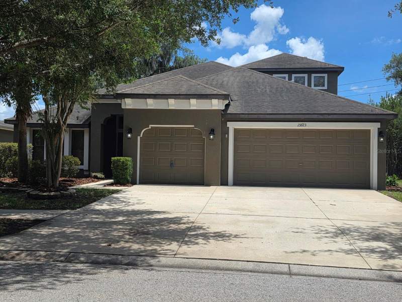 4 bedroom Single Family Residence at 15723 Starling Water Drive, Fishhawk Ranch Ph 2 Tr 1, Lithia — photo 2