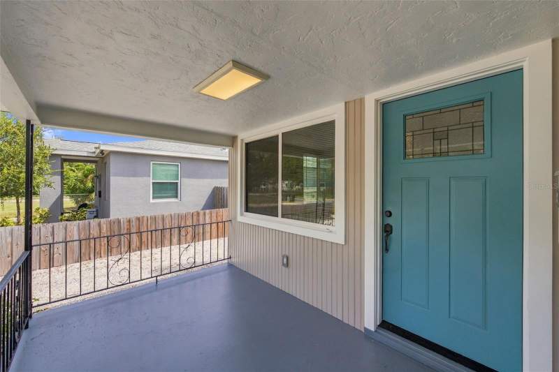 2 bedroom Single Family Residence at 2518 16th Avenue, Avalon, St Petersburg — photo 2
