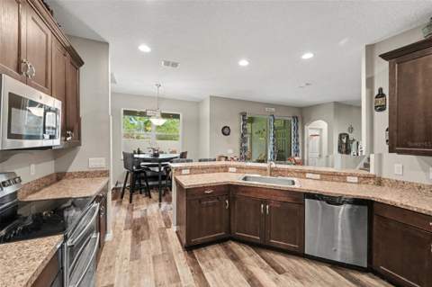 13144 Laurel Crest Court, Grand Island FL - photo 7 of 20