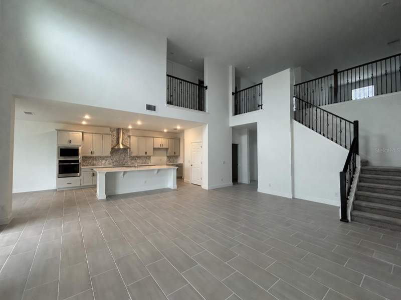 5 bedroom Single Family Residence at 7028 Rolling Gardens Loop, Trinity Lakes Ph 3, Groveland — photo 3