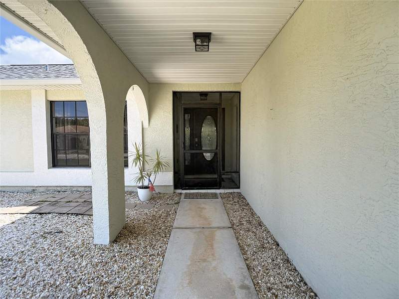 3 bedroom Single Family Residence at 9902 Stephenson Drive, Fairway Spgs, New Port Richey — photo 3