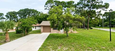 8445 Dunnellon Road, home for sale in Weeki Wachee 34613
