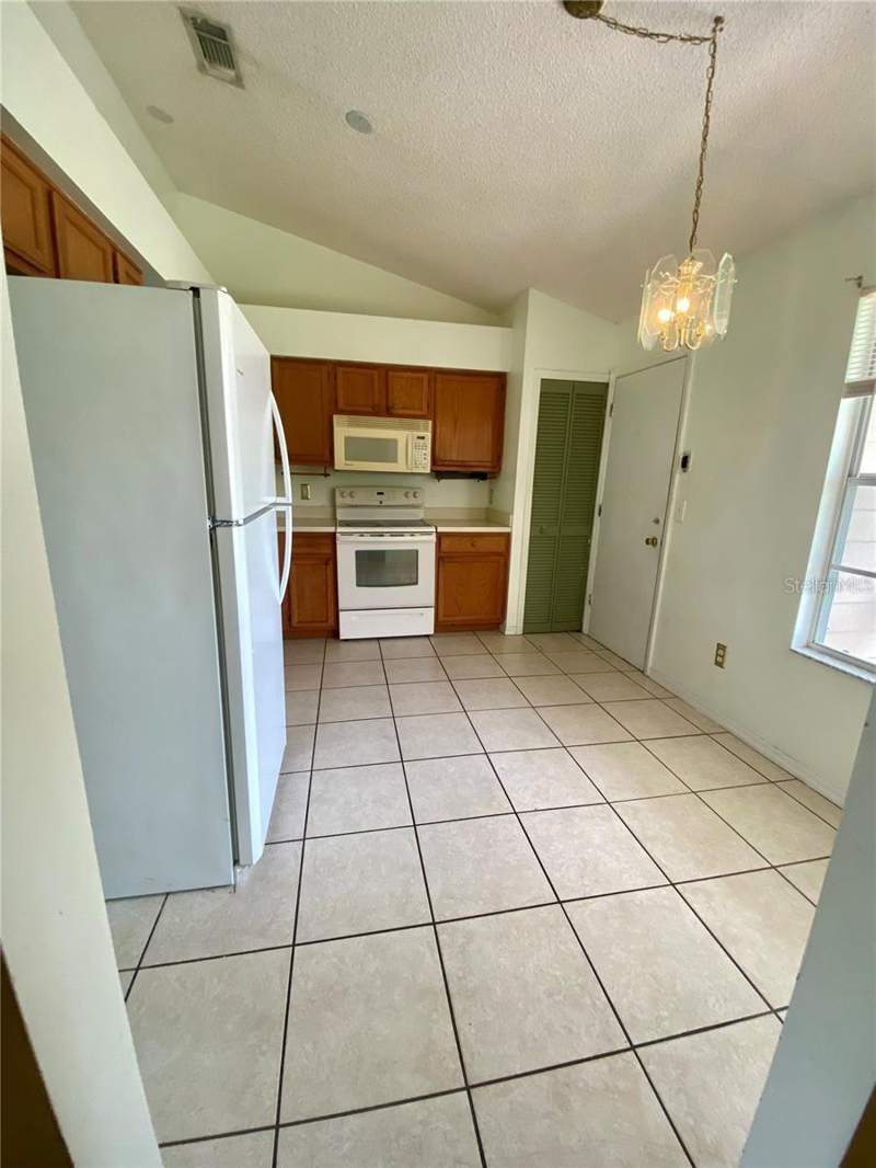 3 bedroom Single Family Residence at 5230 Clarion Oaks Drive, Clarion Oaks, Orlando — photo 3