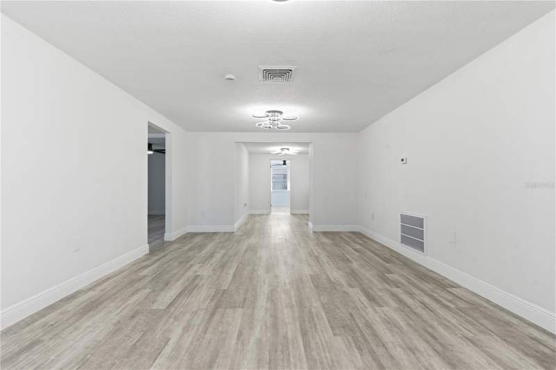 3 bedroom Single Family Residence at 5330 Poinsettia Dr, Floral Park Rep, New Port Richey — photo 5