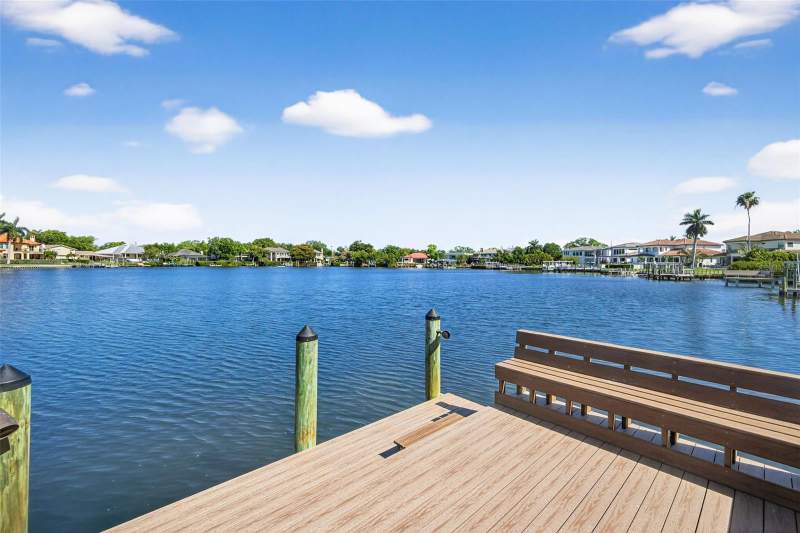 4 bedroom Single Family Residence at 460 Coffee Pot Riviera, Snell Park Ests, St Petersburg — photo 3