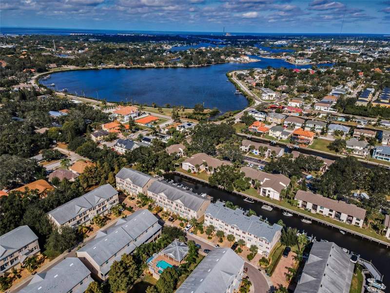 3 bedroom Townhouse at 842 Callista Cay Loop, Callista Cay, Tarpon Springs — photo 3