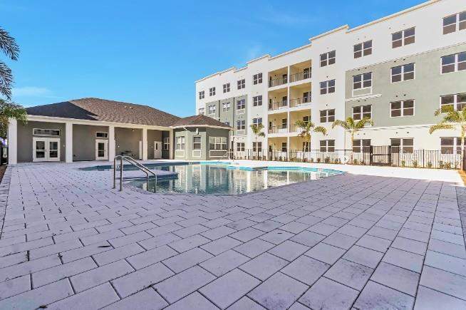 3 bedroom Condominium at 1220 Southstation Place #404, Sandlake Station Bldg 2, Orlando — photo 2