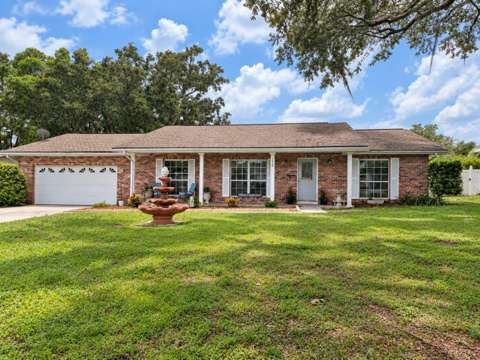 5838 Gibson Shores Drive, home for sale in Lakeland 33809