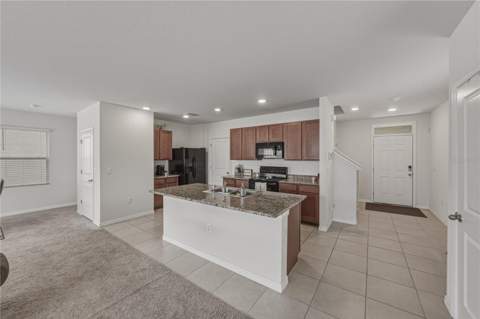 16833 Trite Bend Street, Wimauma FL - photo 8 of 39
