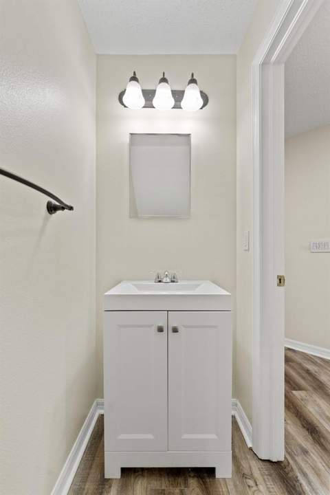 8421 Edgewater Place Boulevard, Tampa FL - photo 22 of 31
