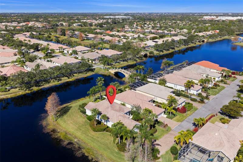 3 bedroom Single Family Residence at 5735 Wilena Place, Villagewalk, Sarasota — photo 3