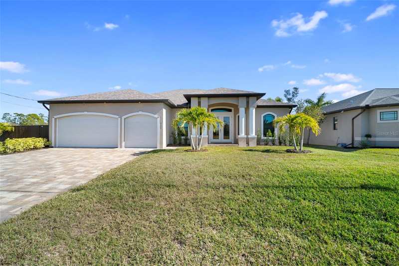 3 bedroom Single Family Residence at 2341 NW 36th Place, Cape Coral, Cape Coral — photo 1