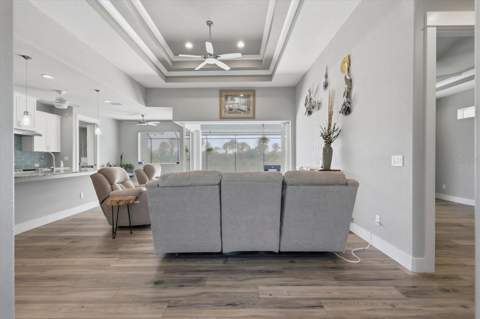 10686 Kearsarge Circle, Port Charlotte FL - photo 13 of 72