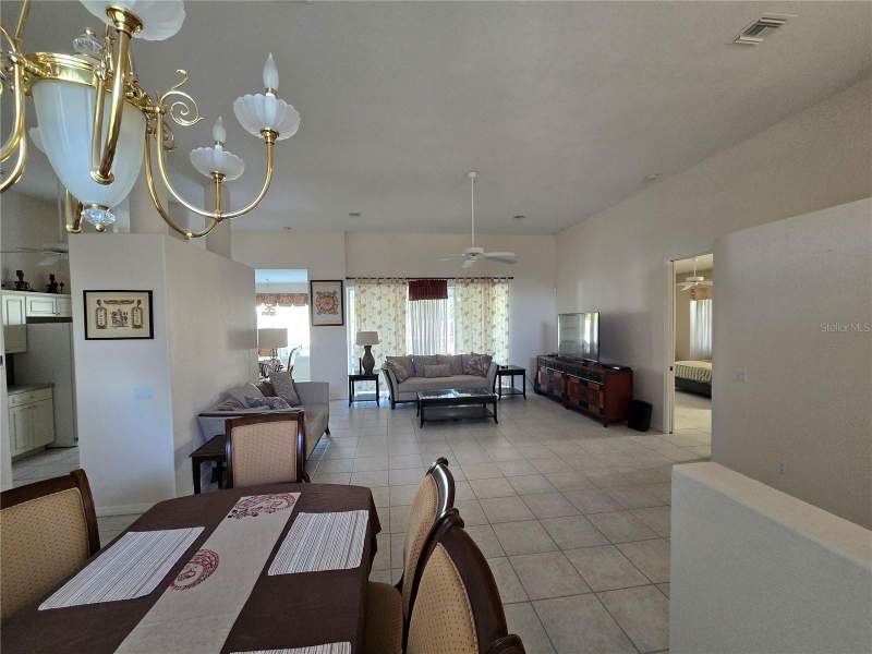3 bedroom Single Family Residence at 23404 Peachland Boulevard, Port Charlotte Sec 015, Port Charlotte — photo 4