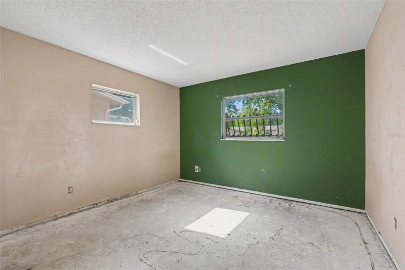 3 bedroom Single Family Residence at 8373 78TH TERRACE, BAYOU MANOR 3RD ADD, SEMINOLE — photo 4
