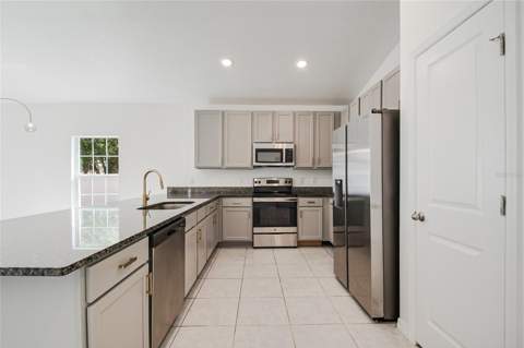 1109 Munster Court, Kissimmee FL - photo 9 of 44