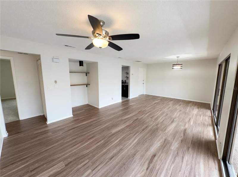 3 bedroom Condominium at 240 MOREE LOOP #3, BAYTREE VILLAGE, WINTER SPRINGS — photo 4