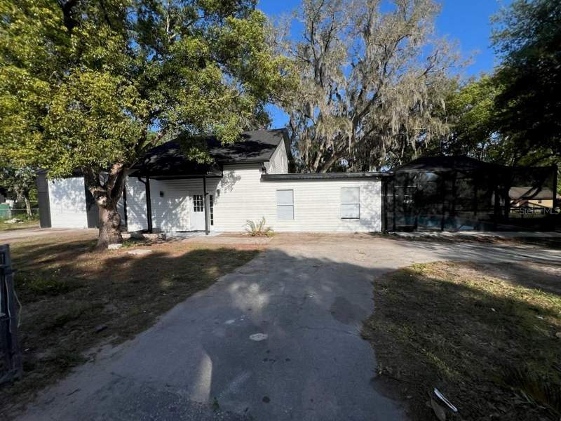 Lakewood Acres