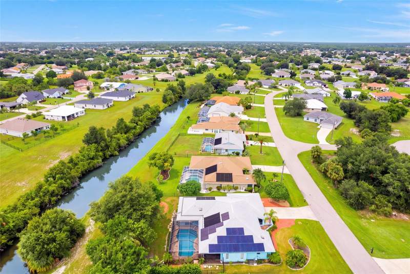 3 bedroom Single Family Residence at 339 Barcelona Street, Punta Gorda Isles Sec 20, Punta Gorda — photo 5