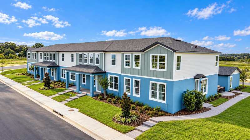 4 bedroom Townhouse at 656 Emerald Grove Drive, Eden Crest Townhomes, Apopka — photo 1